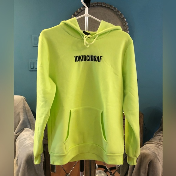 Green hoddie - Picture 1 of 2